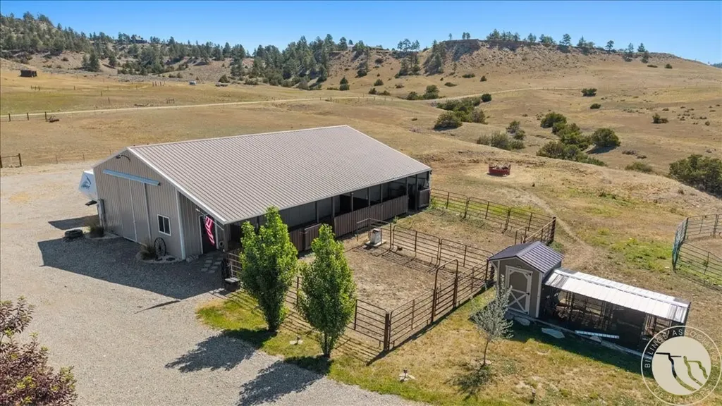 30 Johnson Ridge Road Columbus MT 59019
