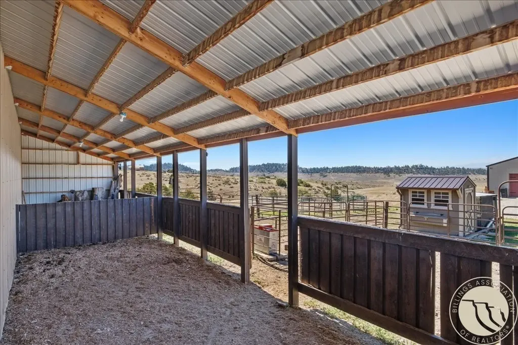 30 Johnson Ridge Road Columbus MT 59019