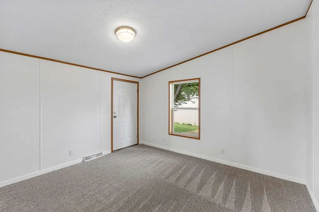 513 1st Street SE Park City MT 59063