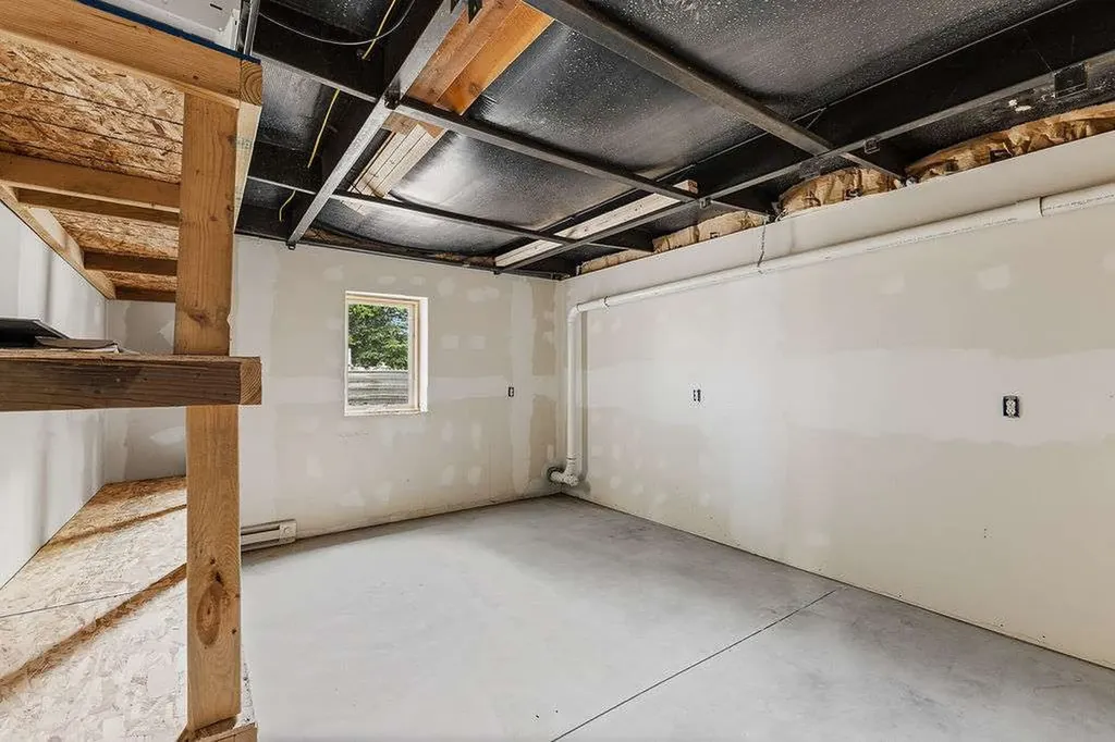 513 1st Street SE Park City MT 59063