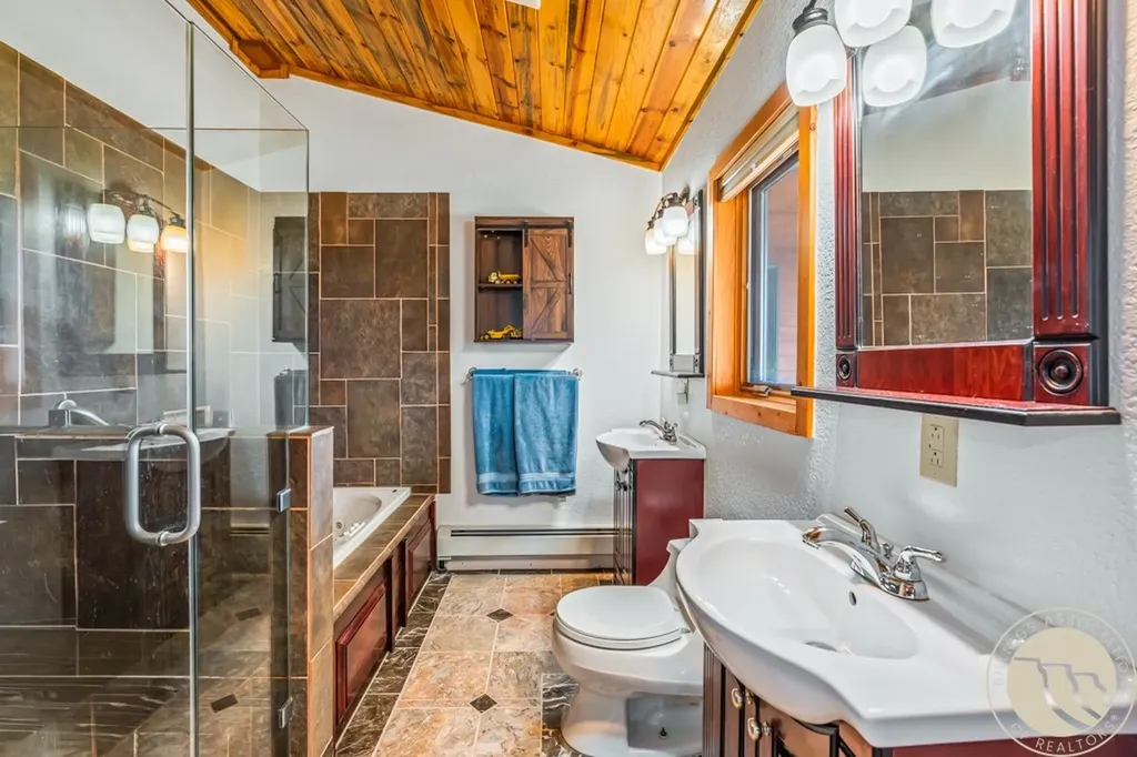 19 Paradise Bluff Columbus MT 59019