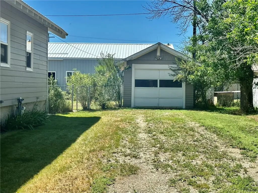 114 F Avenue NW Harlowton MT 59036