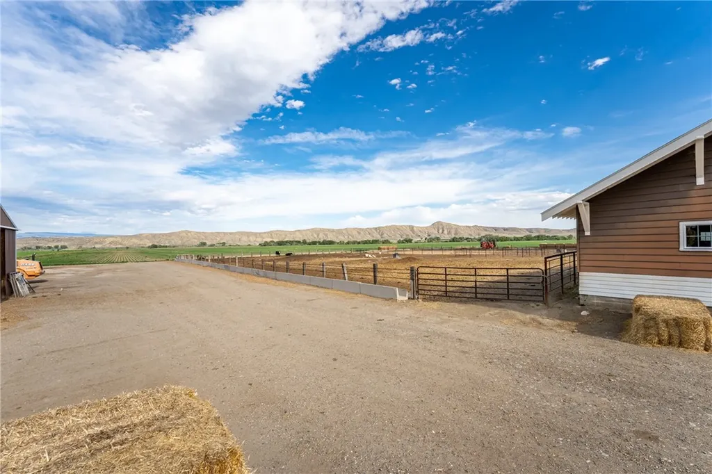 990 Highway 72 Belfry MT 59008
