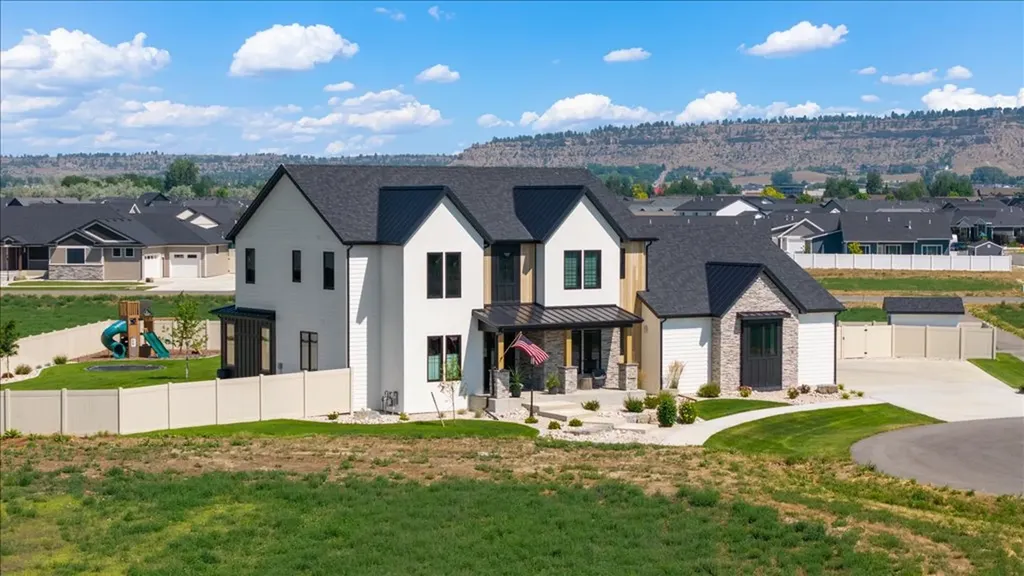 518 Moonstone Lane Billings MT 59106