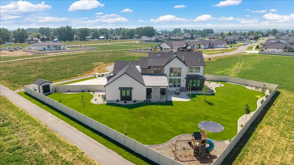 518 Moonstone Lane Billings MT 59106