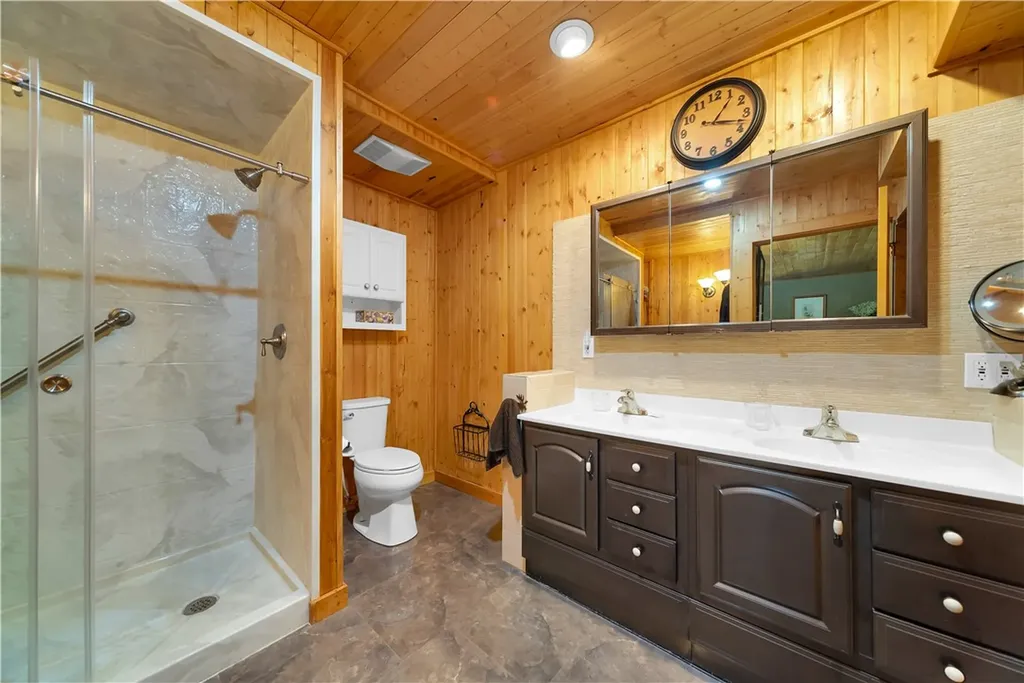16 Harnish Lane Red Lodge MT 59068