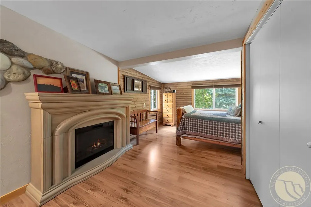 16 Harnish Lane Red Lodge MT 59068
