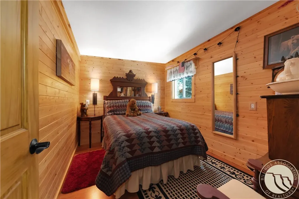 16 Harnish Lane Red Lodge MT 59068