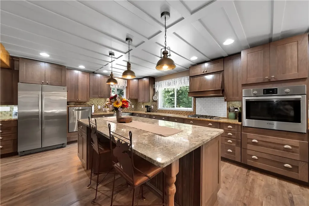 16 Harnish Lane Red Lodge MT 59068