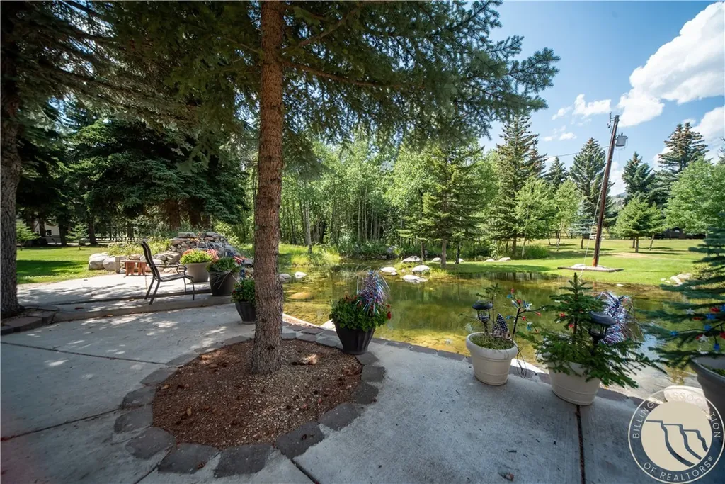 16 Harnish Lane Red Lodge MT 59068