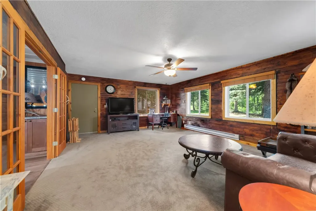 16 Harnish Lane Red Lodge MT 59068