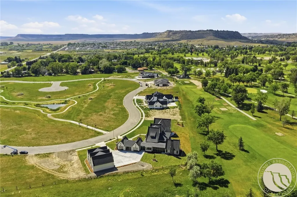 2925 Glynn Abbey Way Billings MT 59106