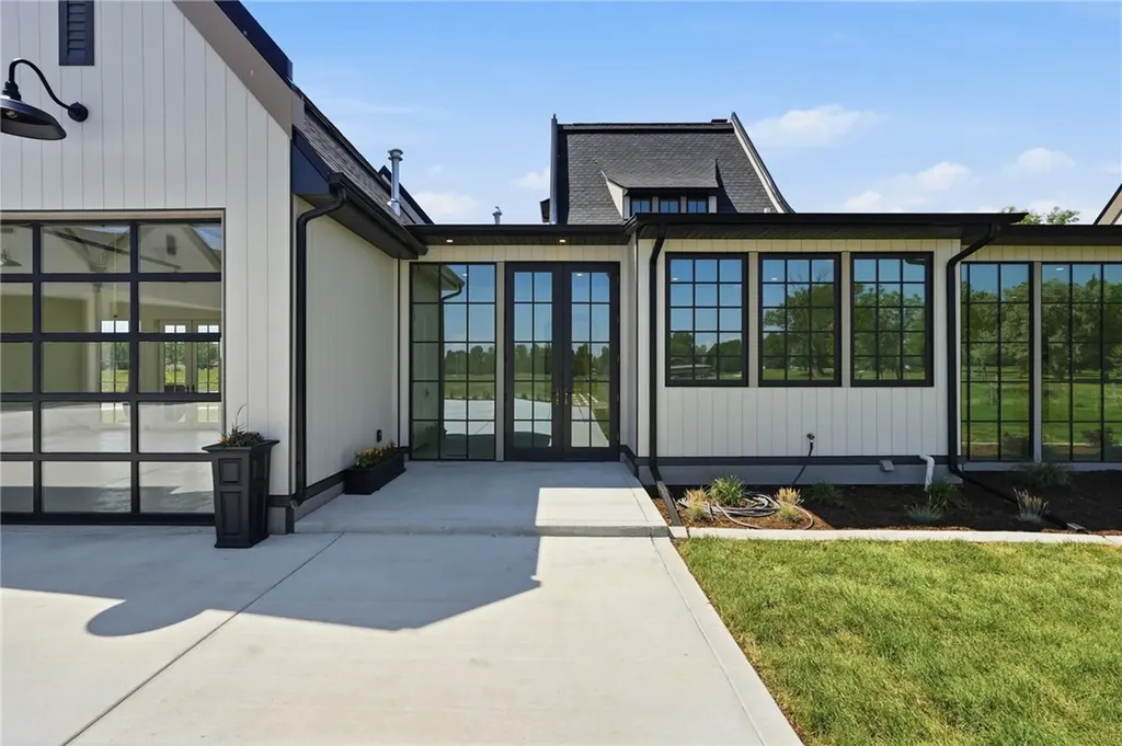 2925 Glynn Abbey Way Billings MT 59106