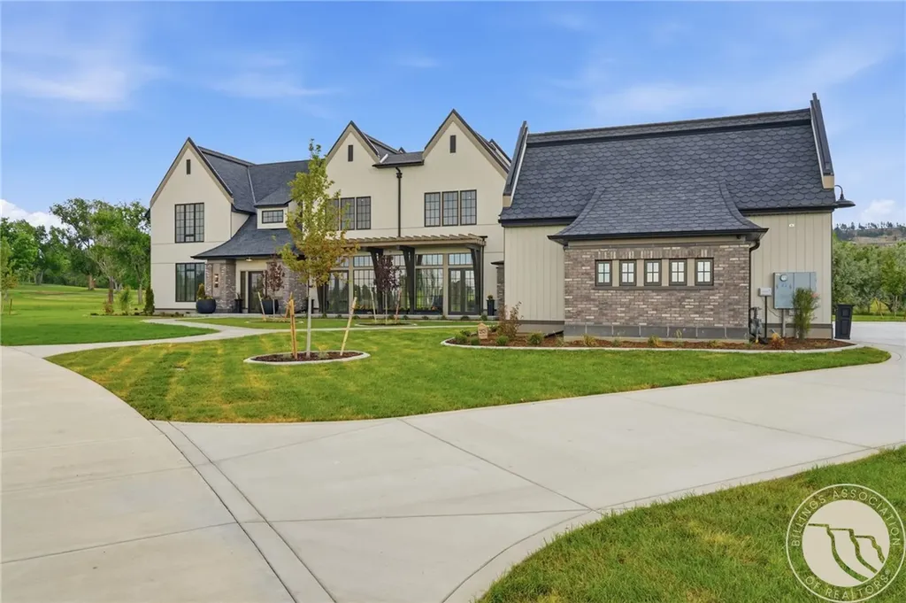2925 Glynn Abbey Way Billings MT 59106