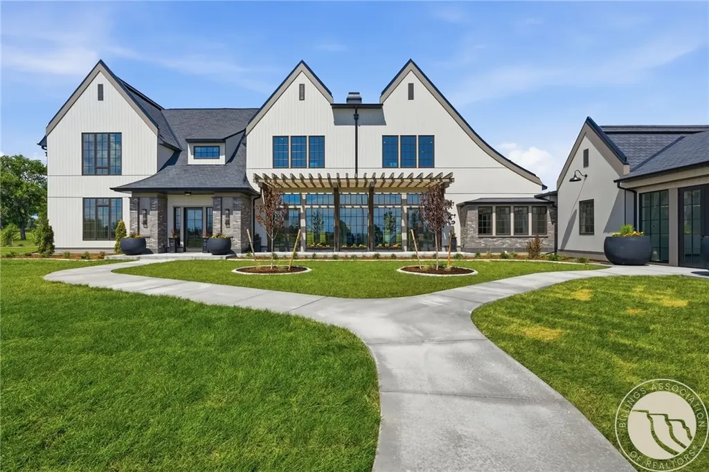 2925 Glynn Abbey Way Billings MT 59106