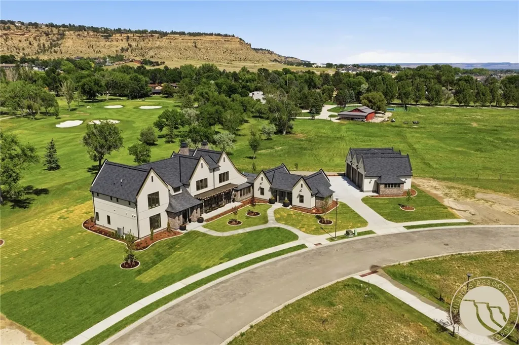 2925 Glynn Abbey Way Billings MT 59106