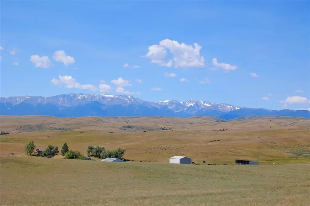 531 Grove Creek Road Fishtail MT 59028