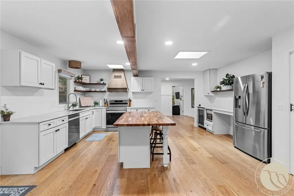 4423 Rimrock Road Billings MT 59106