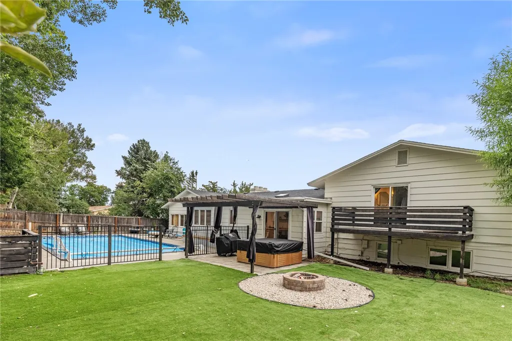 4423 Rimrock Road Billings MT 59106