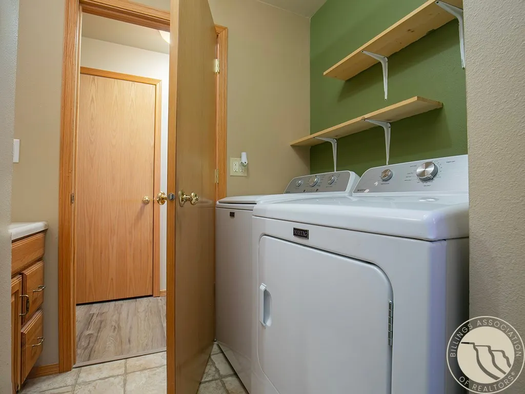 1241 Frost Street Billings MT 59105