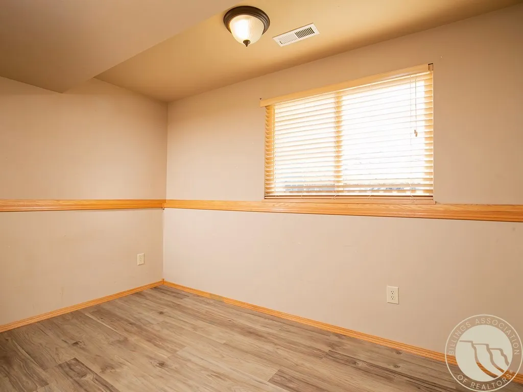 1241 Frost Street Billings MT 59105