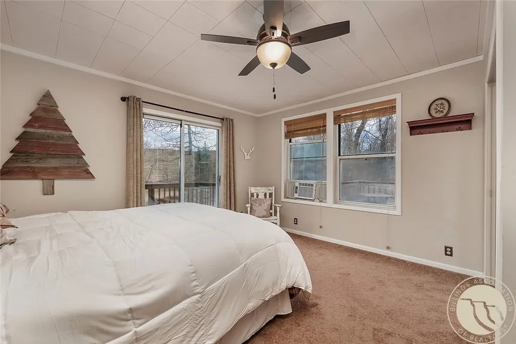 21 E Rosebud Road Roscoe MT 59071