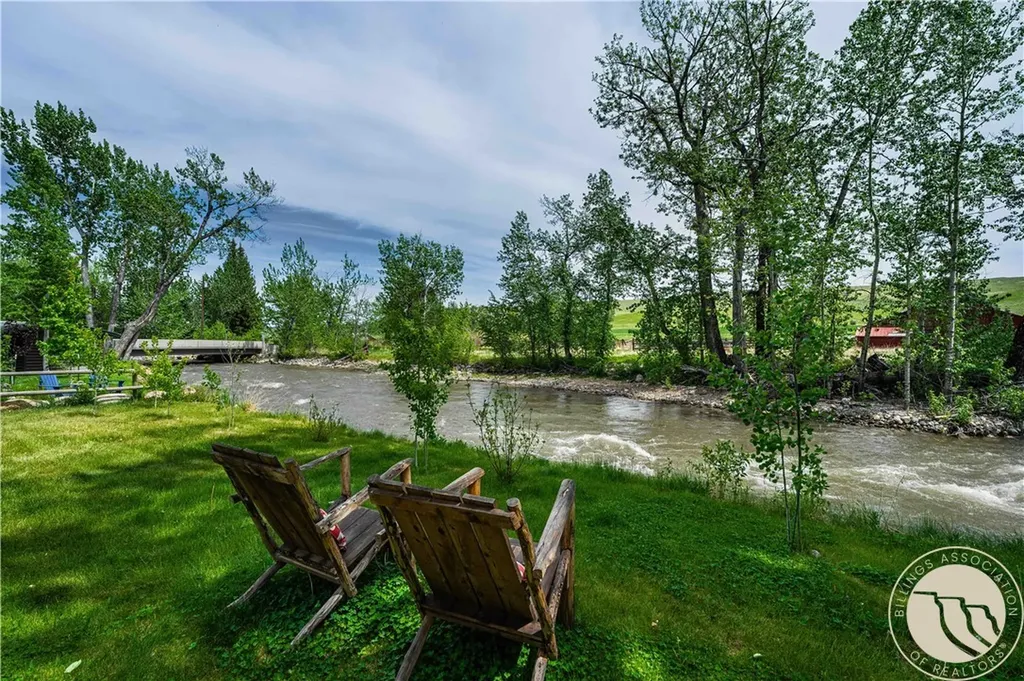 21 E Rosebud Road Roscoe MT 59071