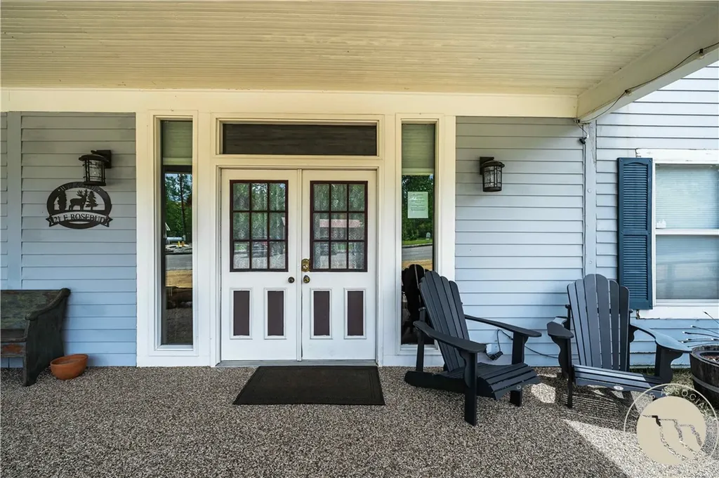 21 E Rosebud Road Roscoe MT 59071