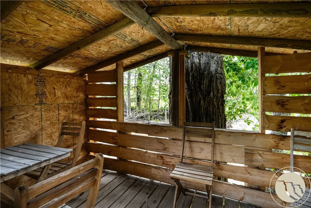 21 E Rosebud Road Roscoe MT 59071