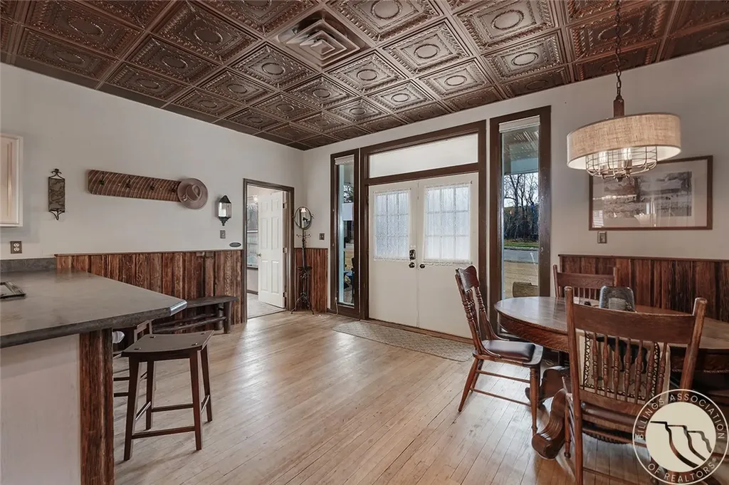 21 E Rosebud Road Roscoe MT 59071