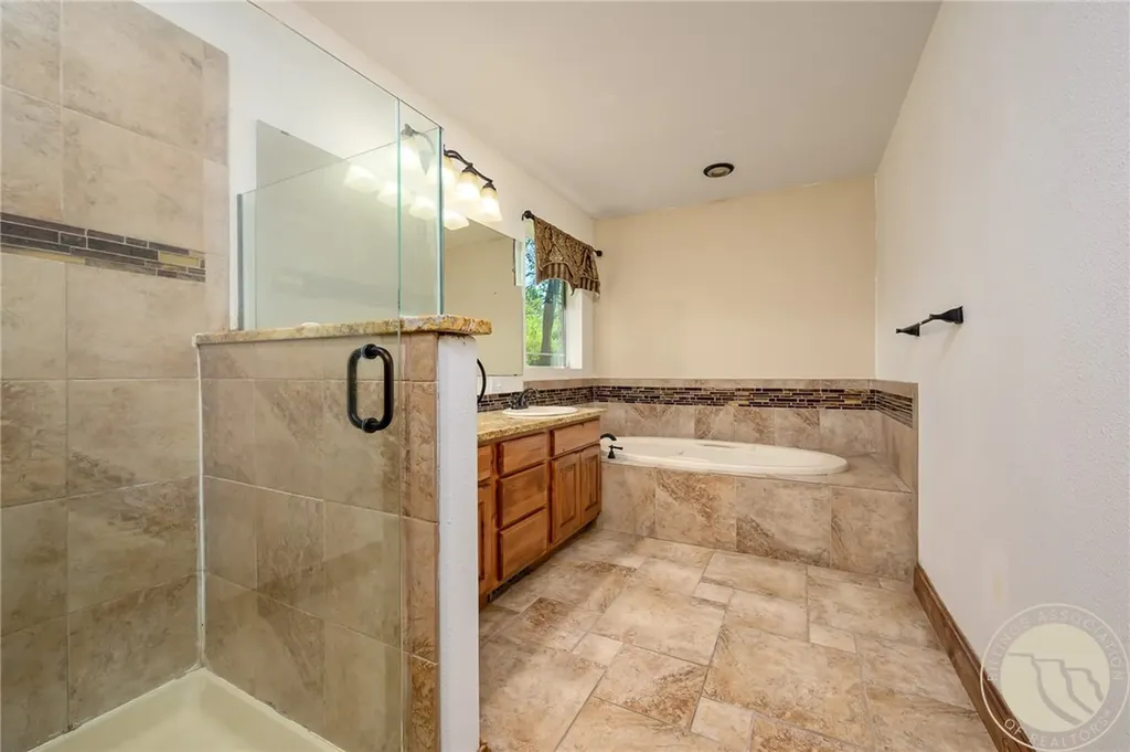 102 S 3rd Street Roberts MT 59070