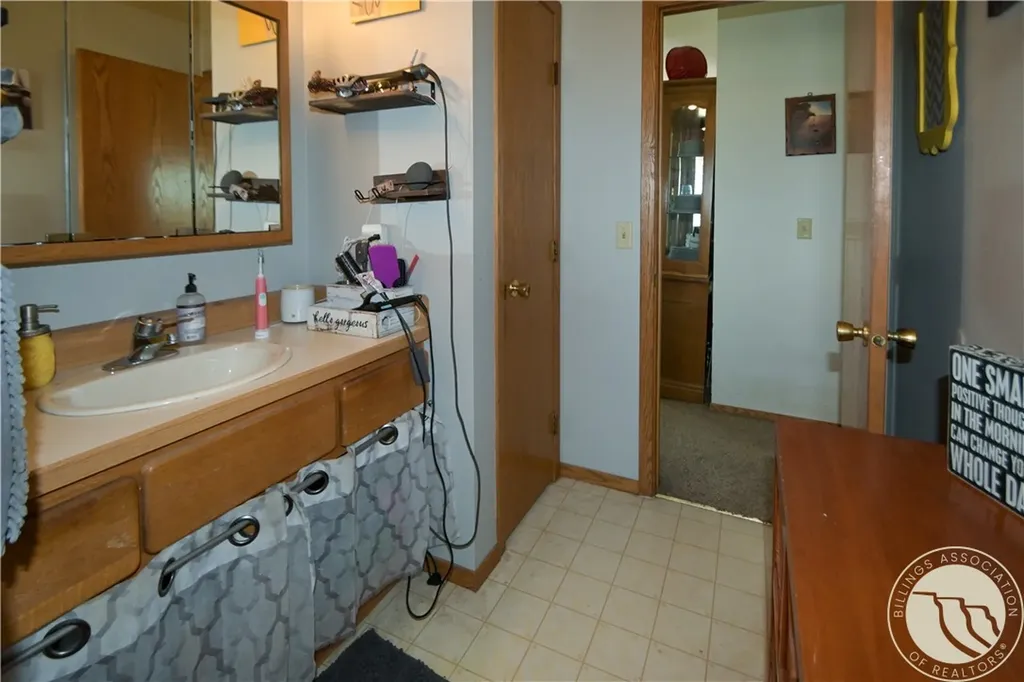 1841 Road 8 South Huntley MT 59037