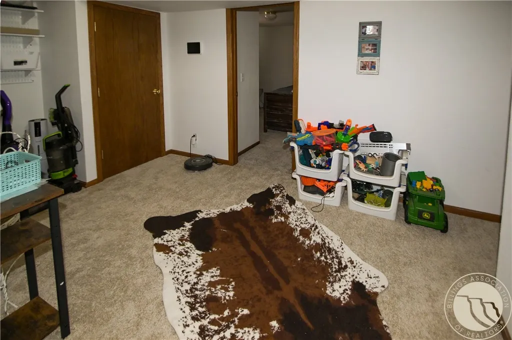 1841 Road 8 South Huntley MT 59037