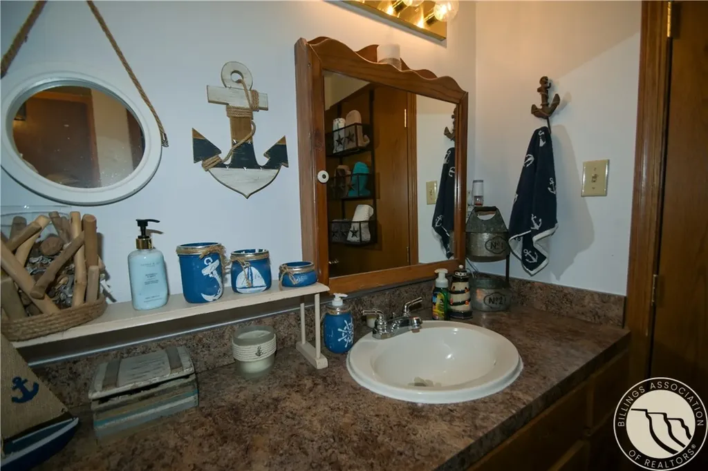 1841 Road 8 South Huntley MT 59037