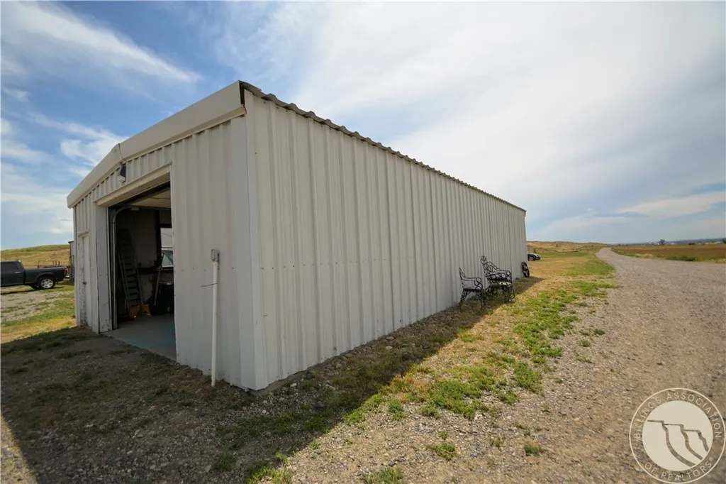 1841 Road 8 South Huntley MT 59037