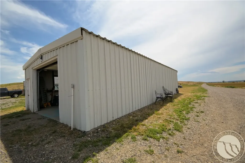 1841 Road 8 South Huntley MT 59037