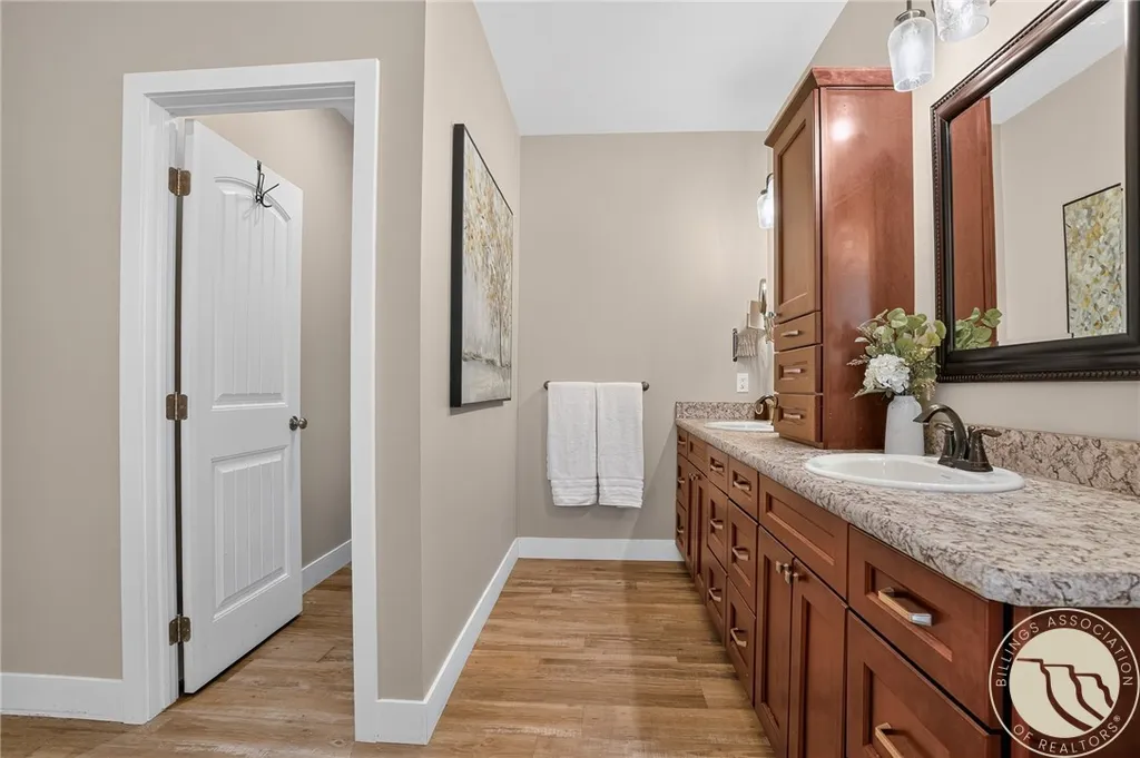 5400 Blue Horizon Drive Huntley MT 59037