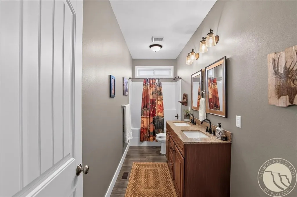 5400 Blue Horizon Drive Huntley MT 59037