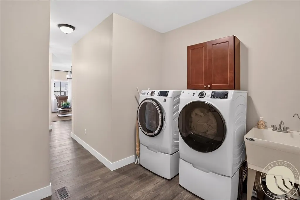 5400 Blue Horizon Drive Huntley MT 59037