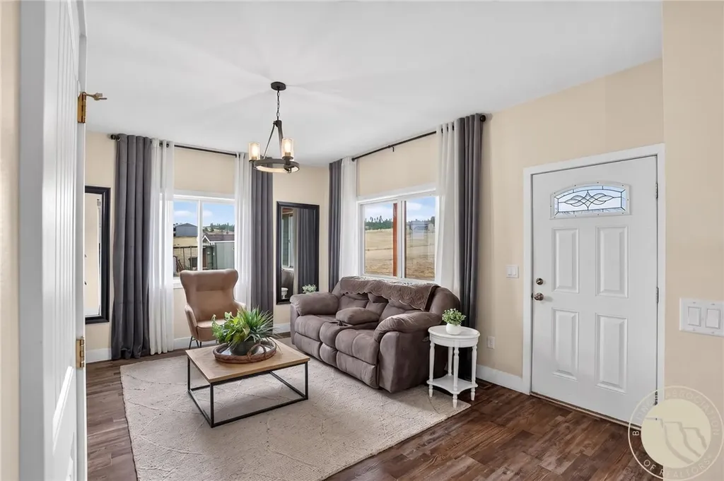 5400 Blue Horizon Drive Huntley MT 59037