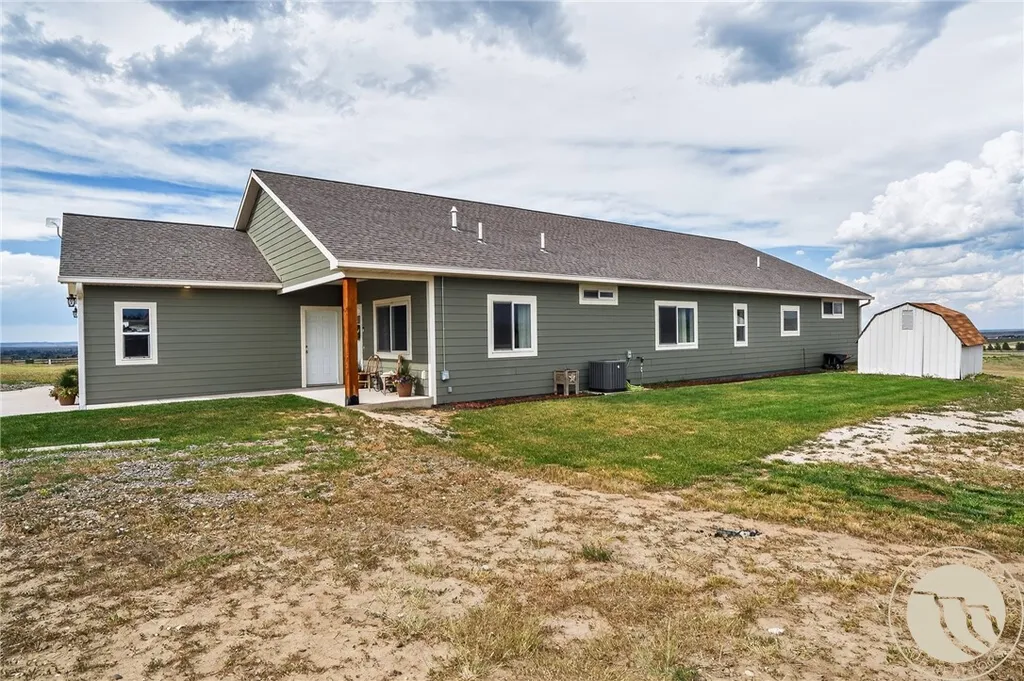 5400 Blue Horizon Drive Huntley MT 59037