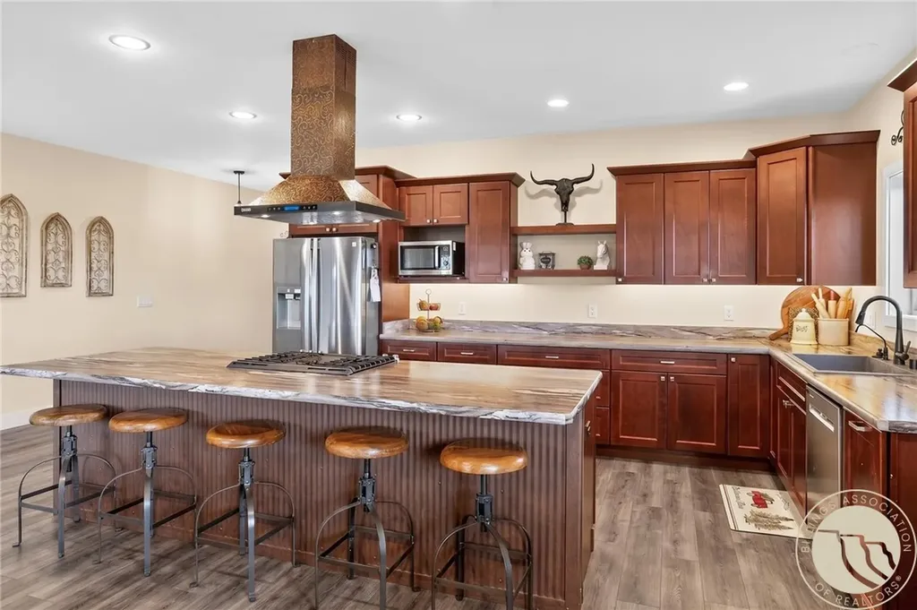 5400 Blue Horizon Drive Huntley MT 59037