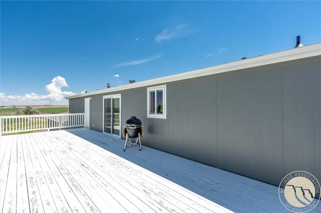 2085 S 13th Road Ballantine MT 59006