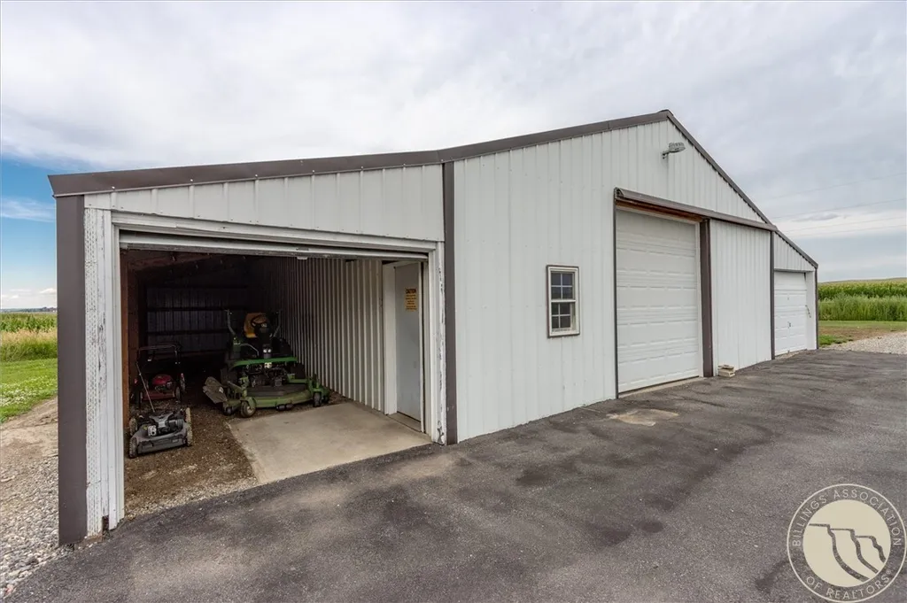 2085 S 13th Road Ballantine MT 59006