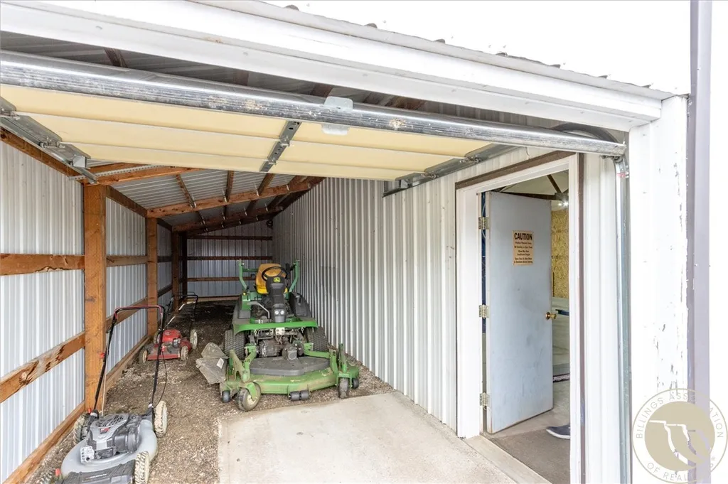 2085 S 13th Road Ballantine MT 59006