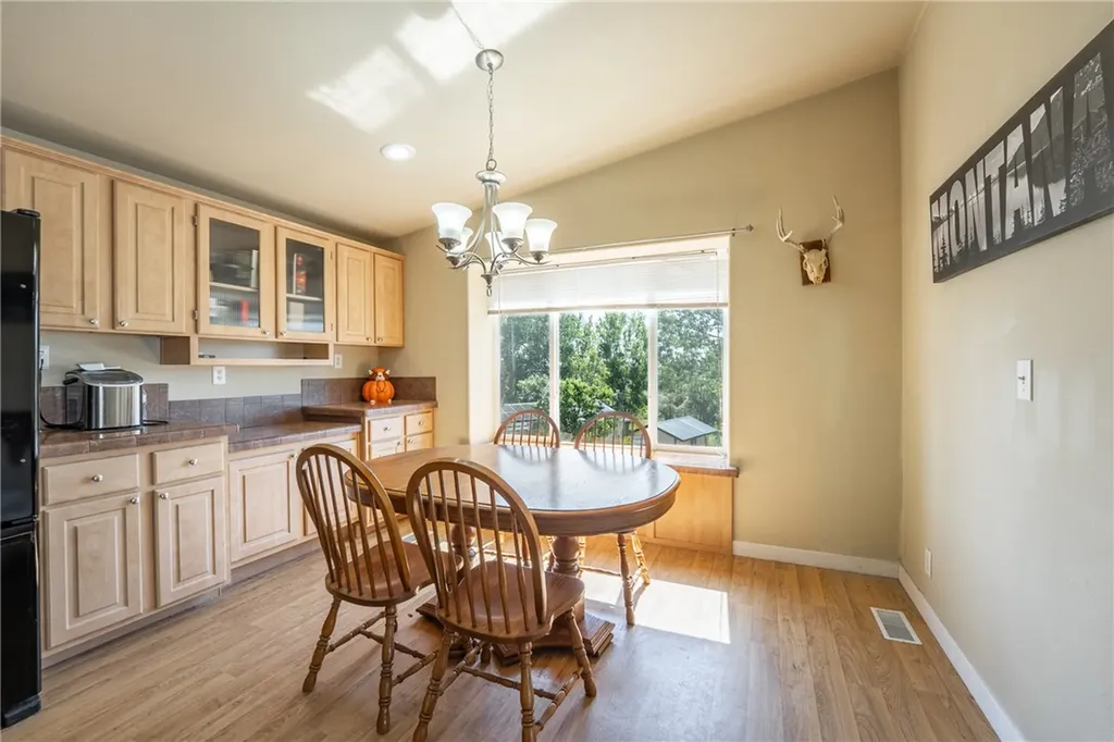 6139 Linck Circle Shepherd MT 59079