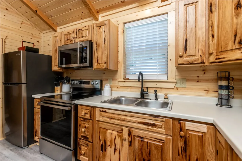 12, 14, 16, 18 Montana Avenue Absarokee MT 59001