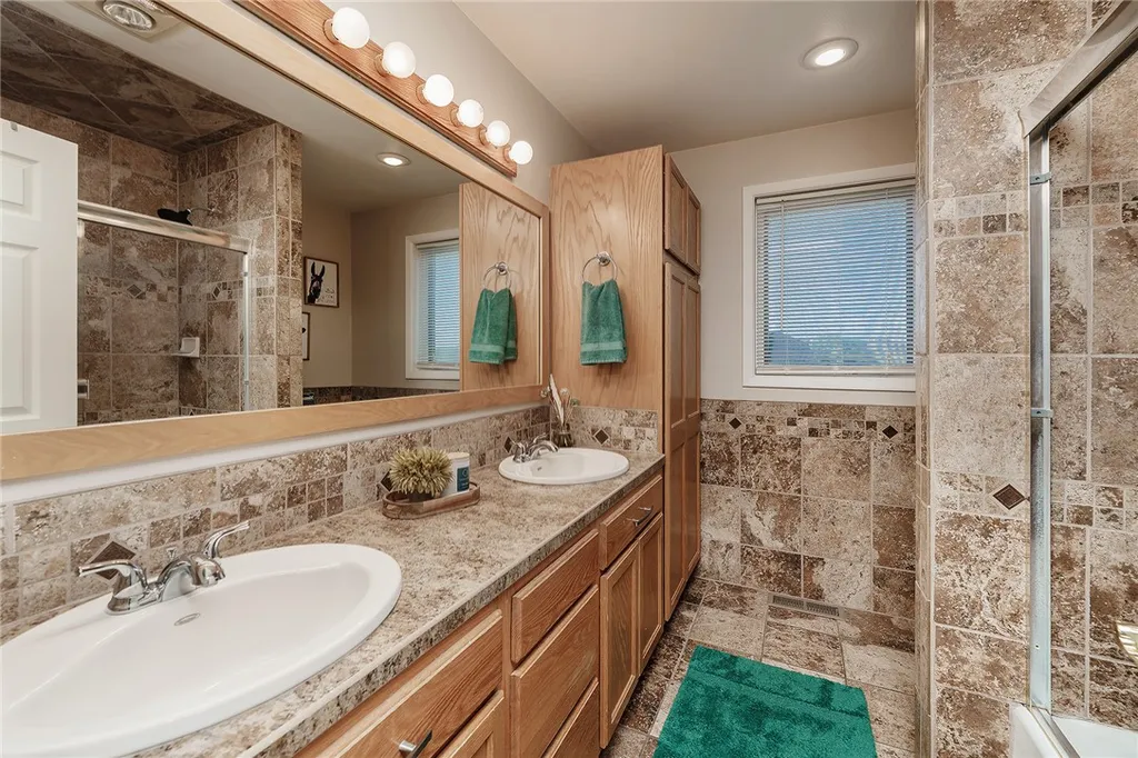515 Sherwood Drive Columbus MT 59019