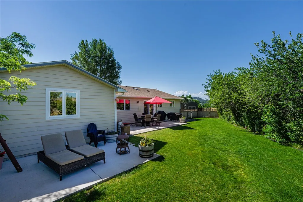 515 Sherwood Drive Columbus MT 59019