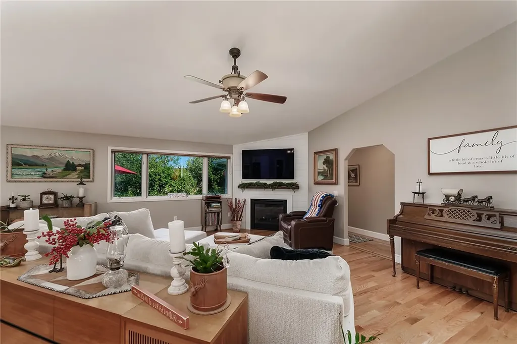 515 Sherwood Drive Columbus MT 59019